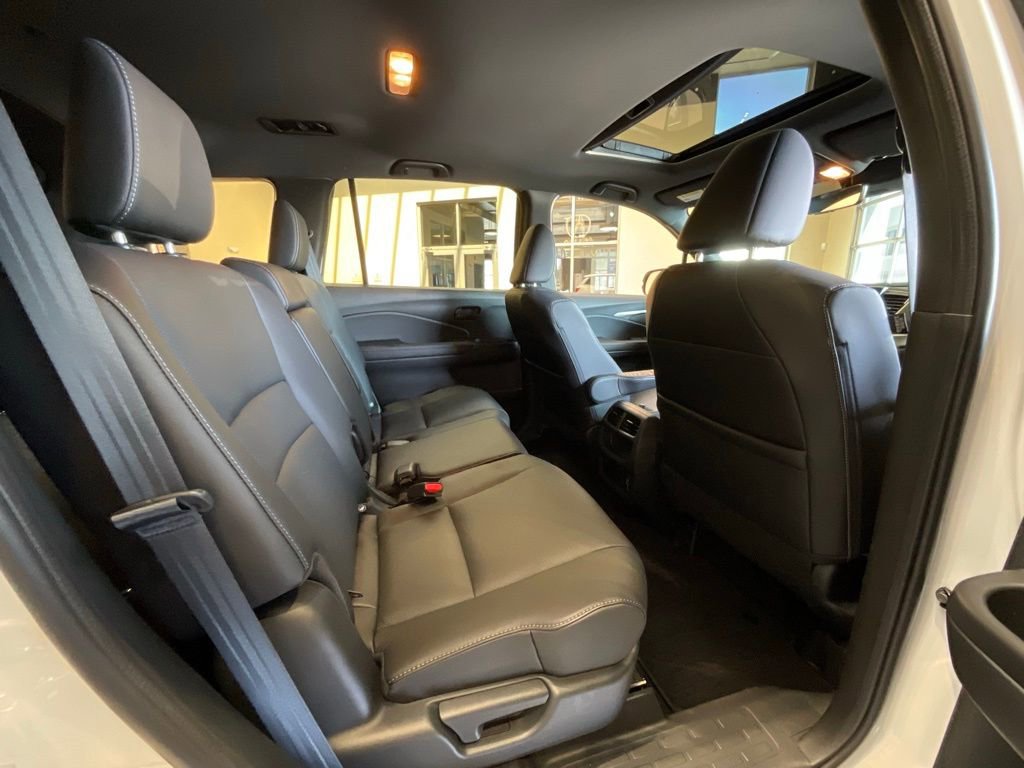 Used 2023 Honda Passport EX-L image 21