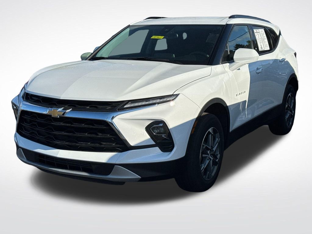 Used 2023 Chevrolet Blazer LT w/ Convenience Package AWD/4WD image 6