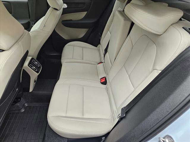 Used 2026 Volvo XC40 B5 Ultra w/ Climate Package image 11