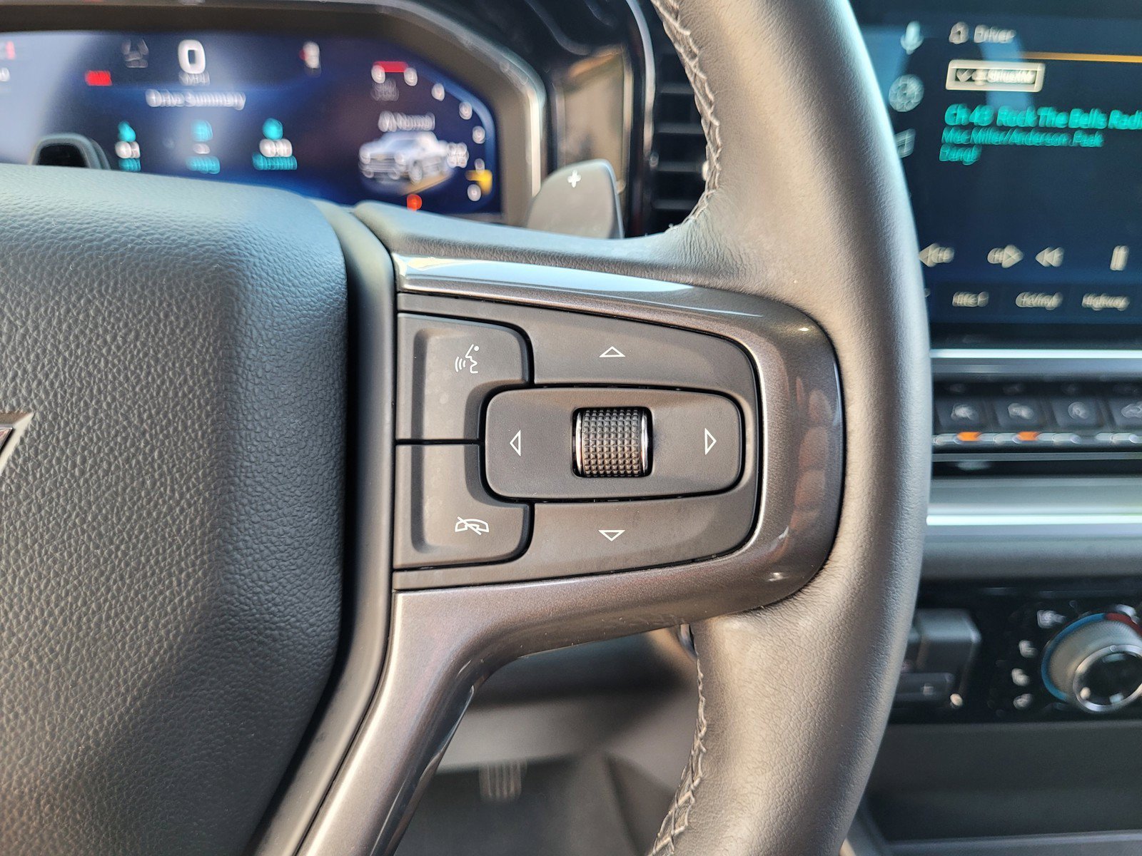 Used 2025 Chevrolet Silverado 1500 High Country AWD/4WD image 22