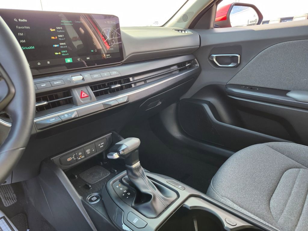 Used 2025 Kia K4 EX image 19