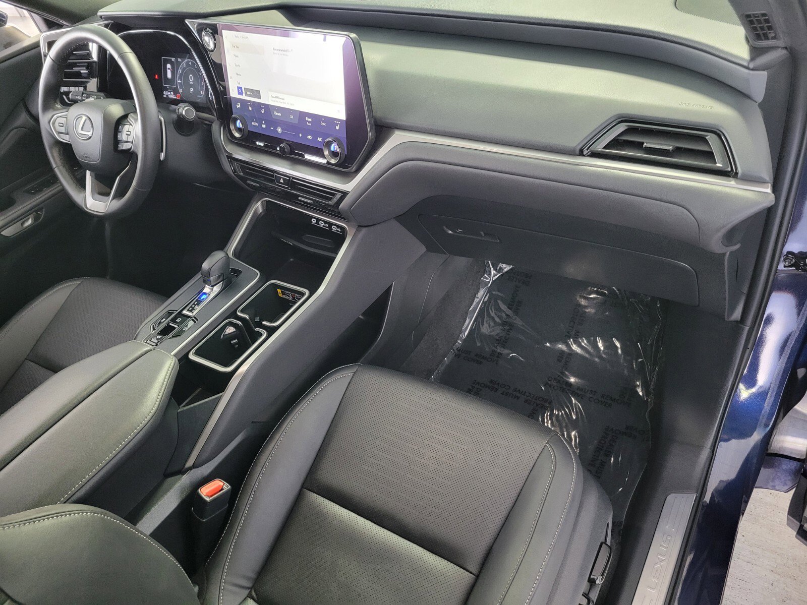 Certified 2024 Lexus TX 350 FWD w/ Cold Weather Package image 18