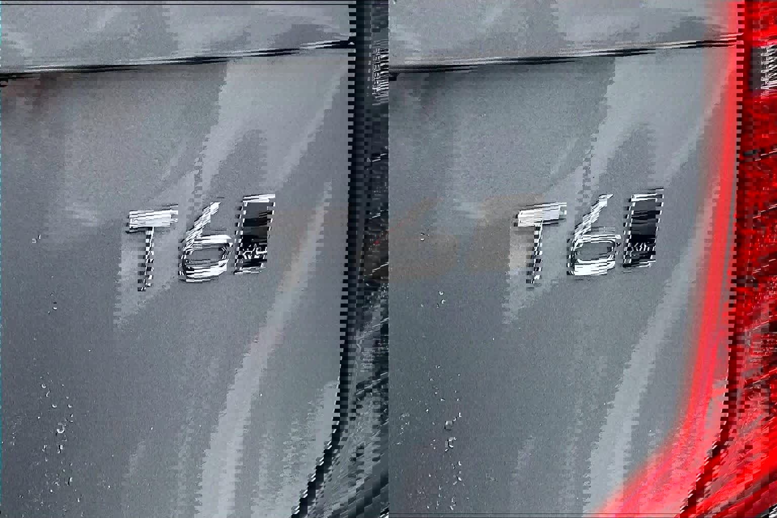 Used 2017 Volvo XC90 T6 Momentum w/ Vision Package image 10