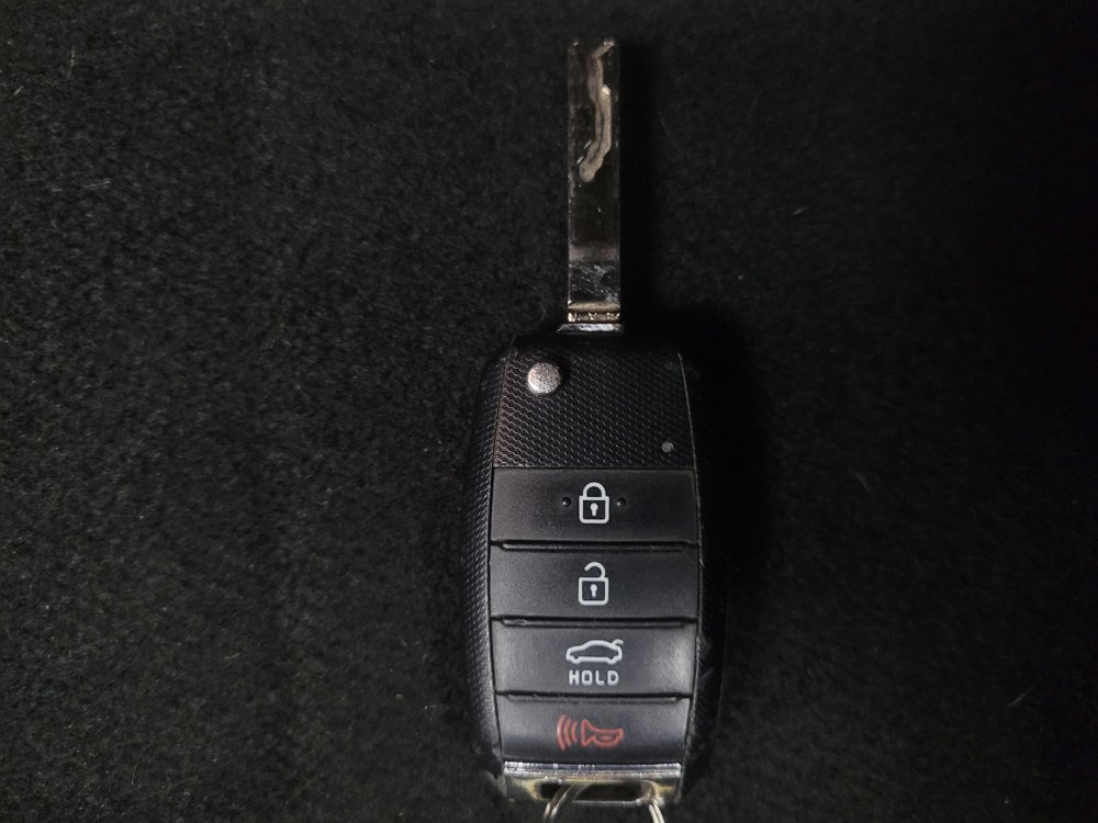 Used 2018 Kia Optima LX FWD image 32