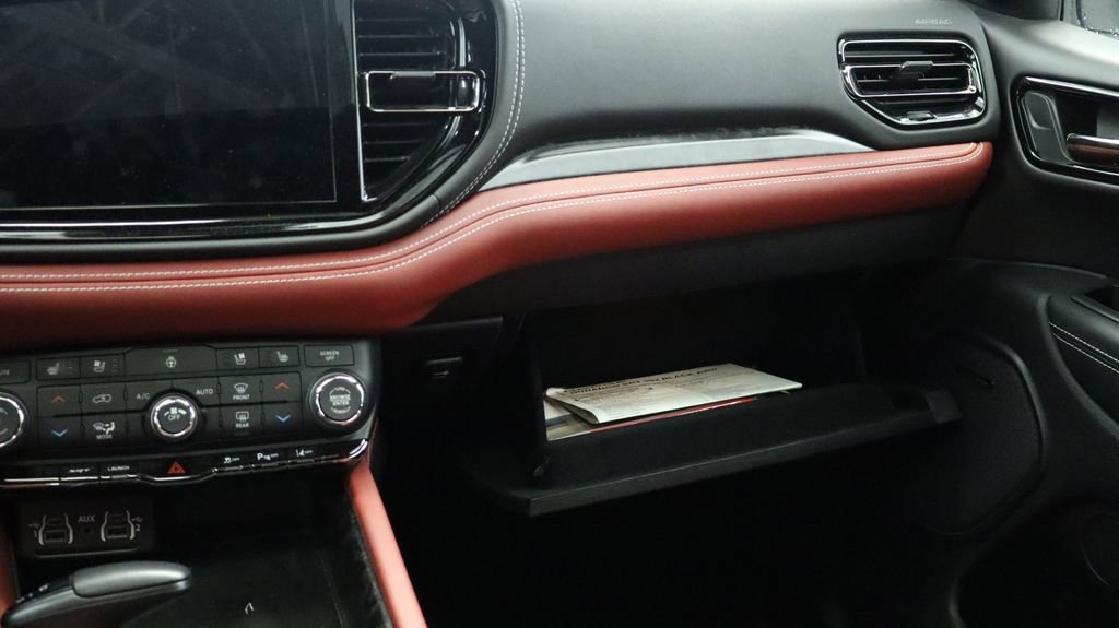 Used 2024 Dodge Durango SRT image 26