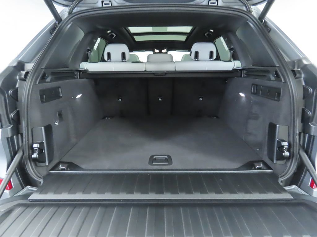 New 2026 BMW X5 xDrive40i w/ Executive Package image 29