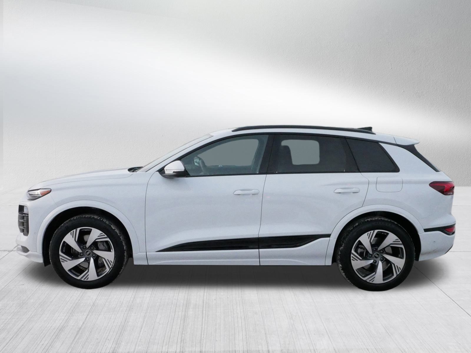 Used 2025 Audi Q6 e-tron Premium Plus w/ Premium Plus image 4