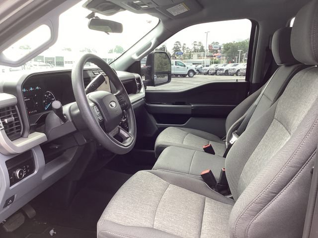 Used 2024 Ford F250 XL w/ STX Appearance Package AWD/4WD image 4