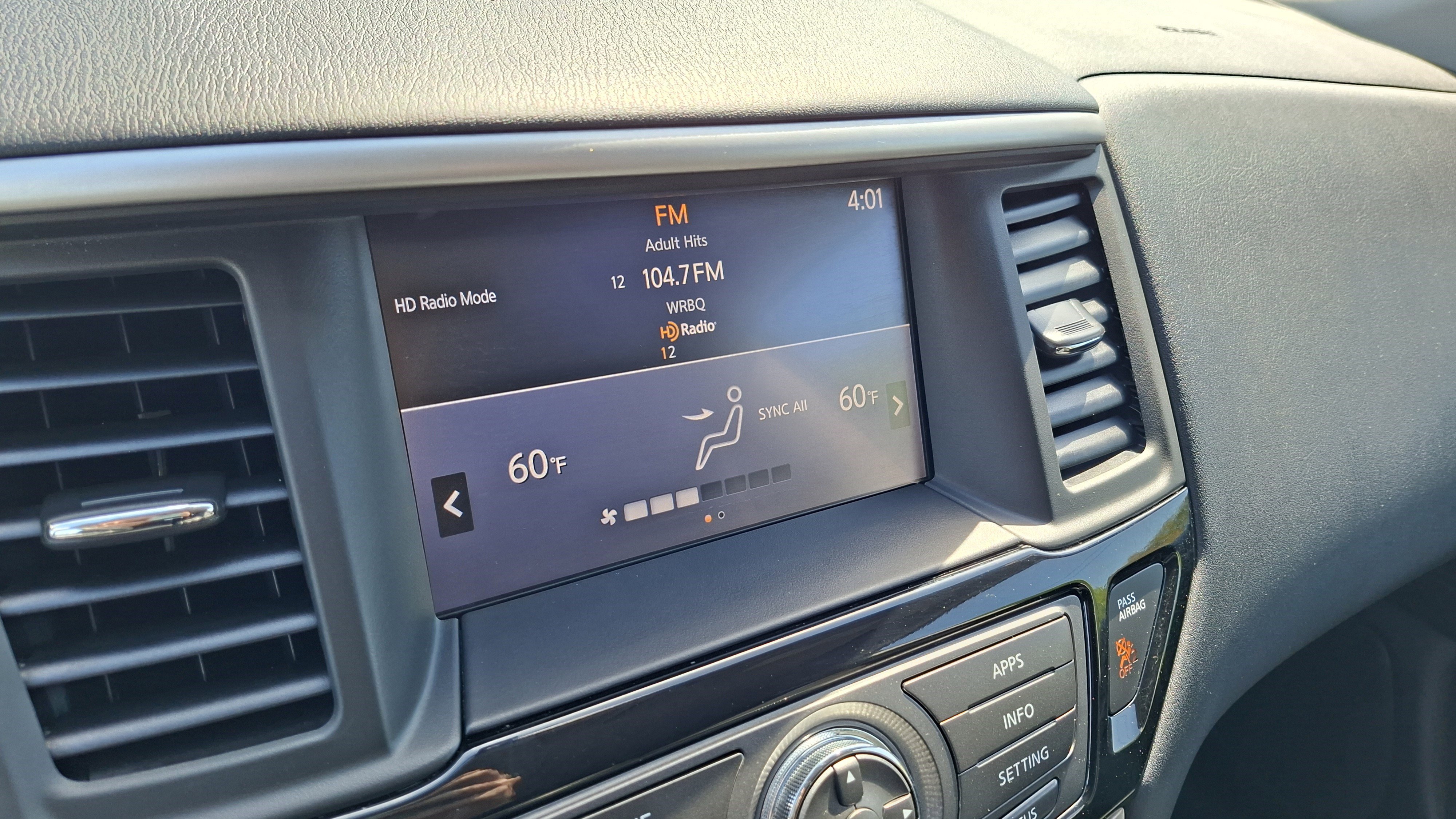 Certified 2020 Nissan Pathfinder SV image 14