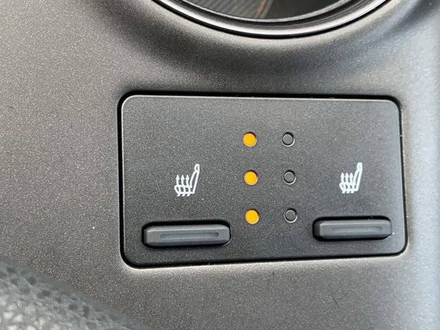 Used 2023 Toyota Camry XSE w/ Navigation Package image 28