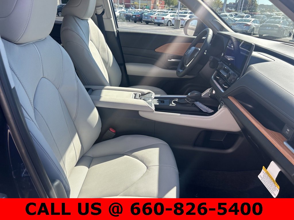 New 2026 Toyota Grand Highlander Limited image 5
