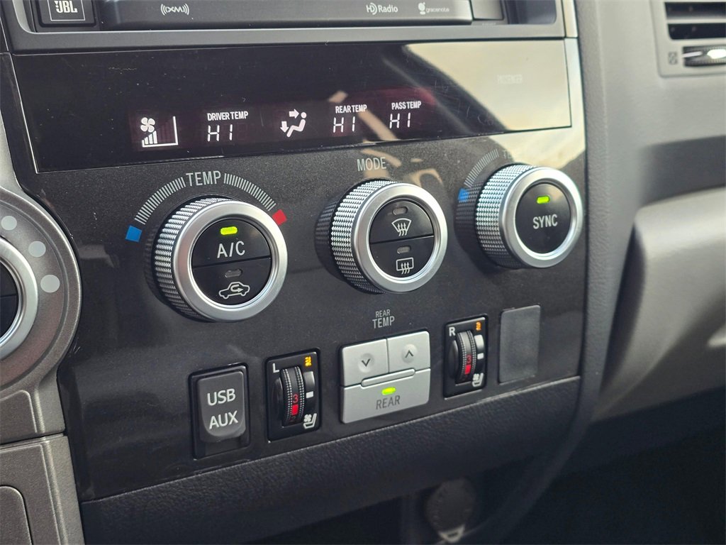 Used 2017 Toyota Sequoia Platinum image 28