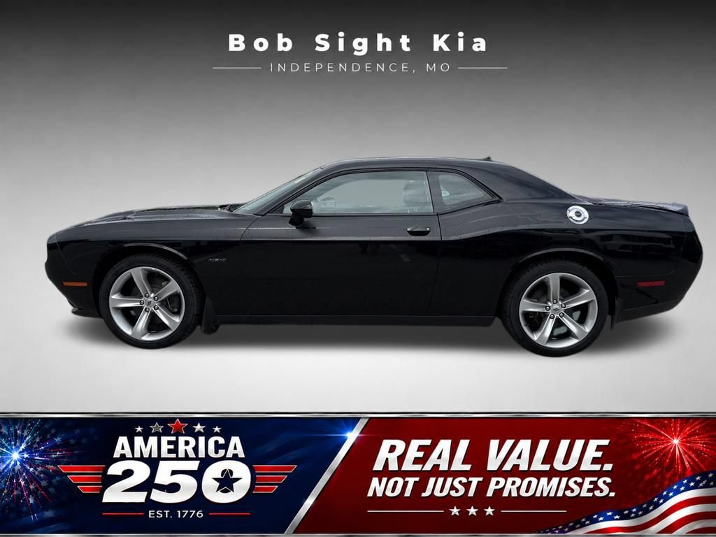 Used 2018 Dodge Challenger R/T w/ Sound Group RWD image 6