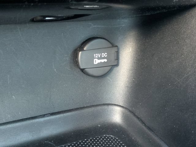 Used 2013 Chrysler 200 Touring w/ Cold Weather Group FWD image 21