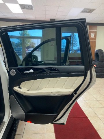 Used 2014 Mercedes-Benz GL 63 AMG 4MATIC image 14