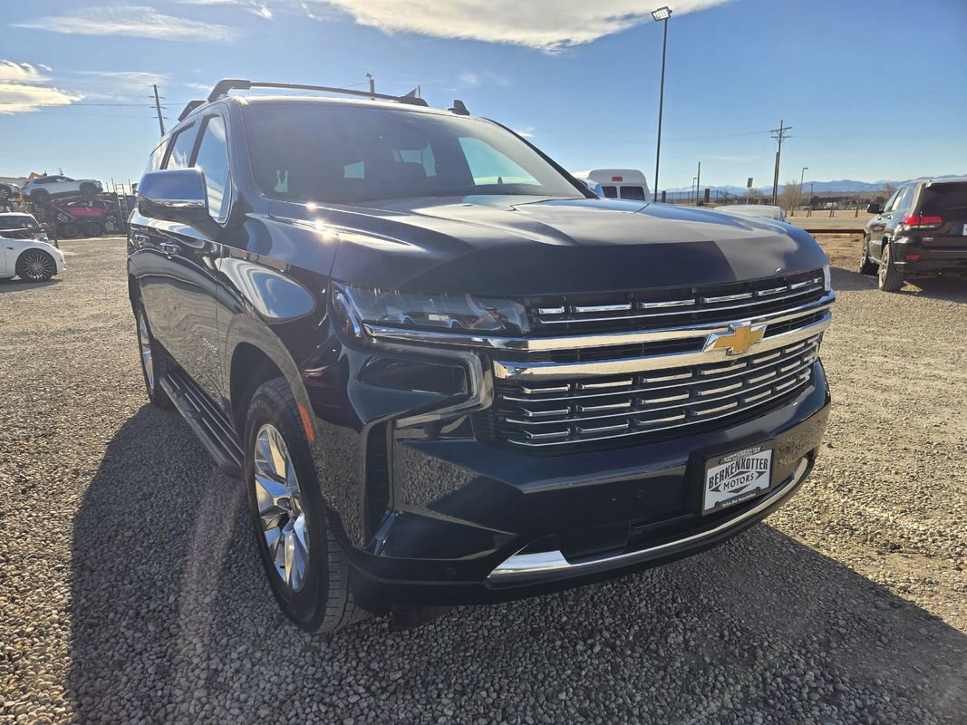 Used 2021 Chevrolet Tahoe Premier w/ Premium Package image 2