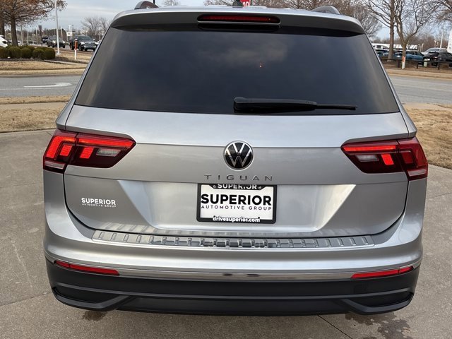 Used 2024 Volkswagen Tiguan S image 5