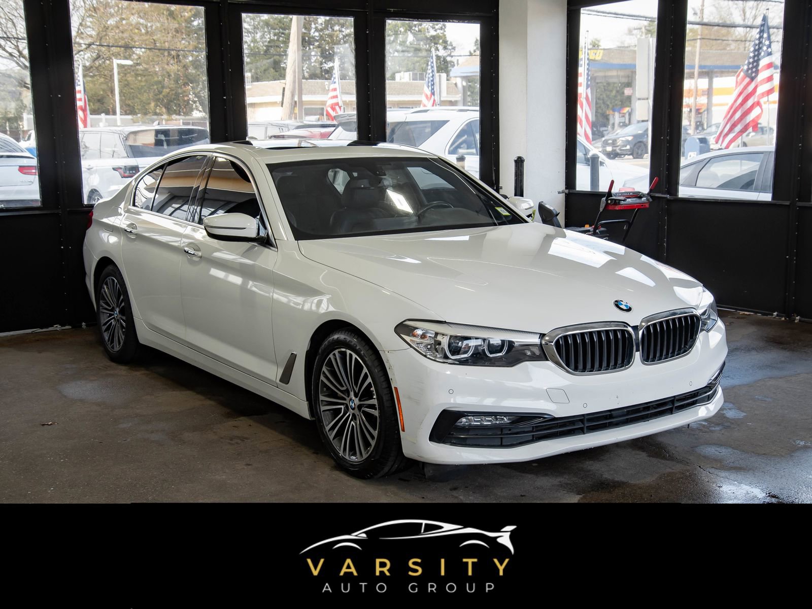 Used 2017 BMW 530i xDrive AWD/4WD image 3