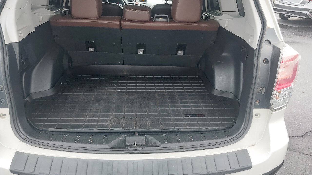 Used 2017 Subaru Forester 2.5i Touring w/ Rugged Package #2 AWD/4WD image 21