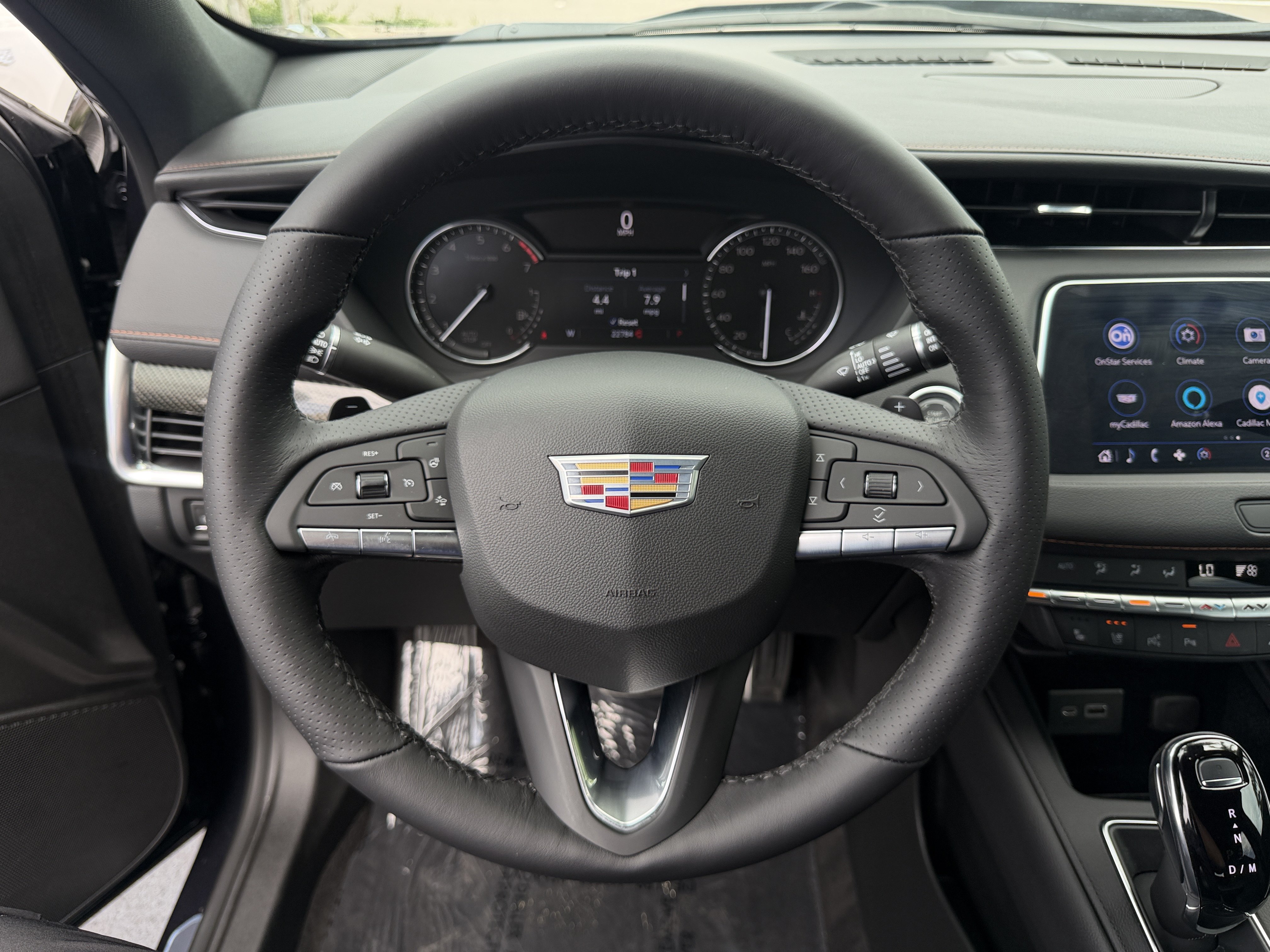 Certified 2022 Cadillac XT4 Sport w/ Comfort Package FWD image 36
