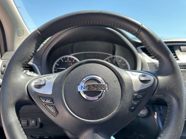 Used 2017 Nissan Sentra SR w/ SR Midnight Edition image 9