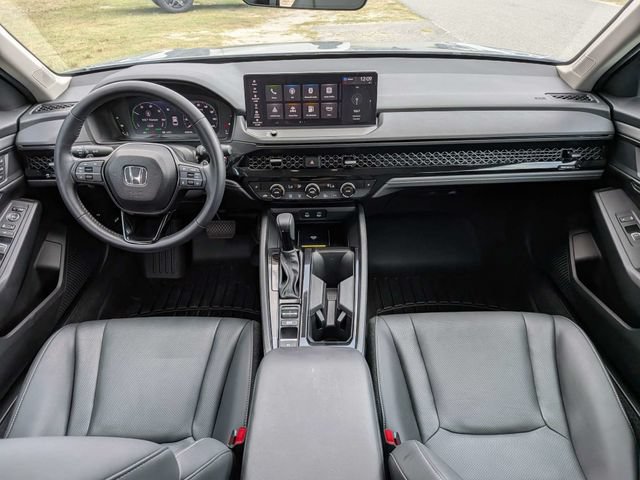 Used 2025 Honda Accord EX-L image 11