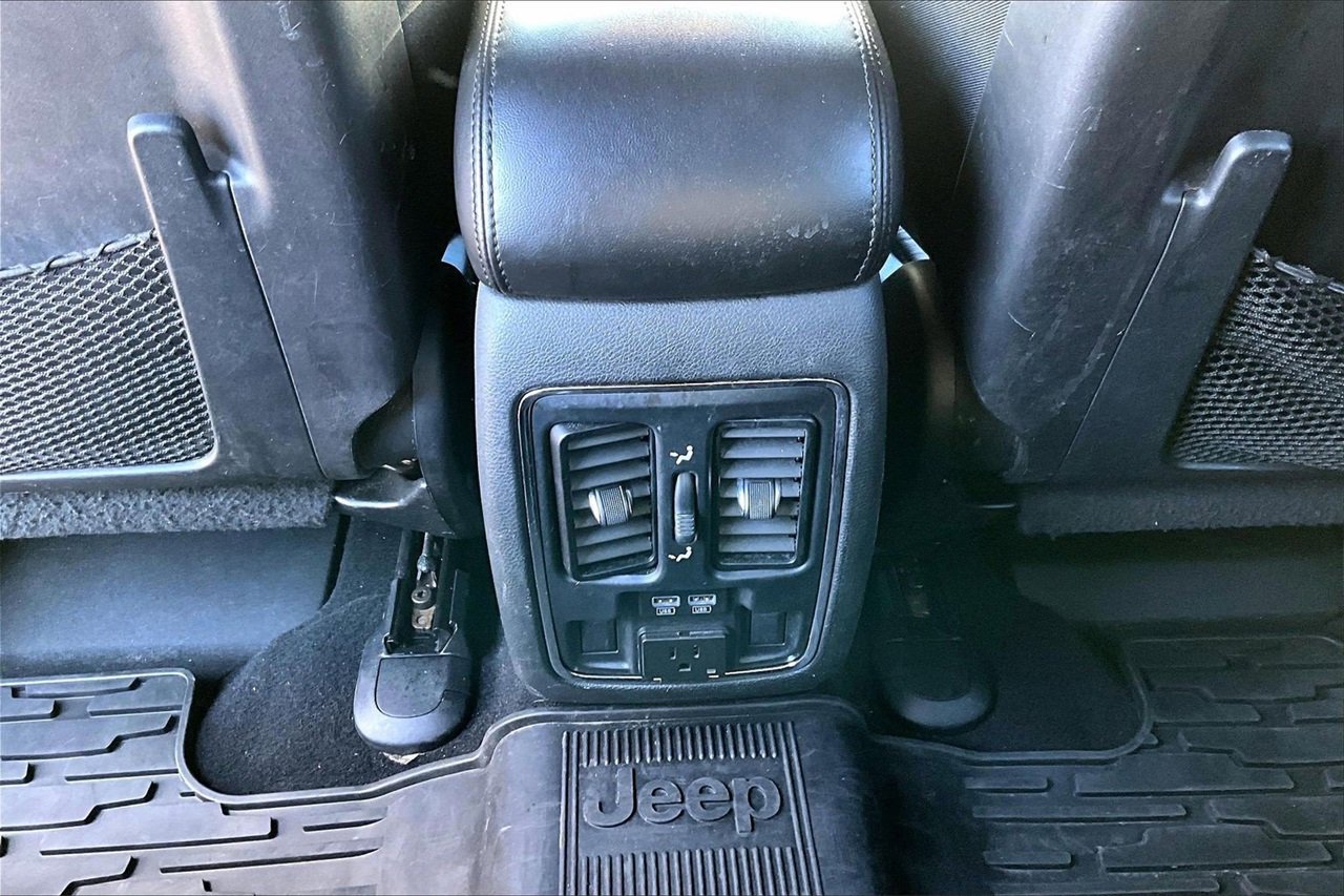 Certified 2020 Jeep Grand Cherokee Limited image 17