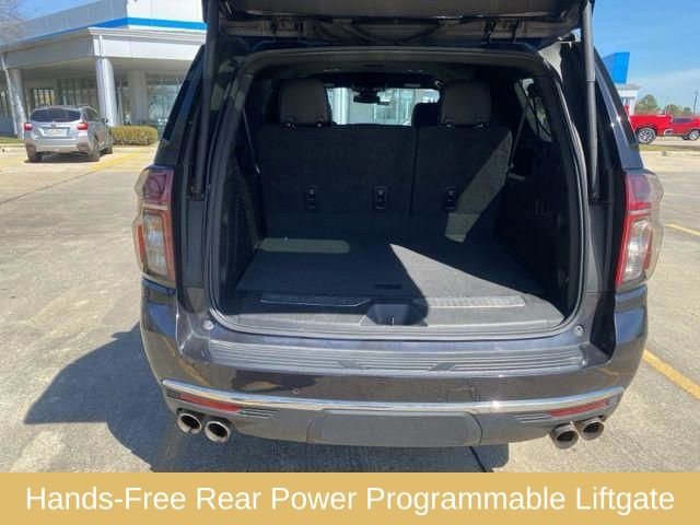 Used 2023 Chevrolet Suburban Premier image 13