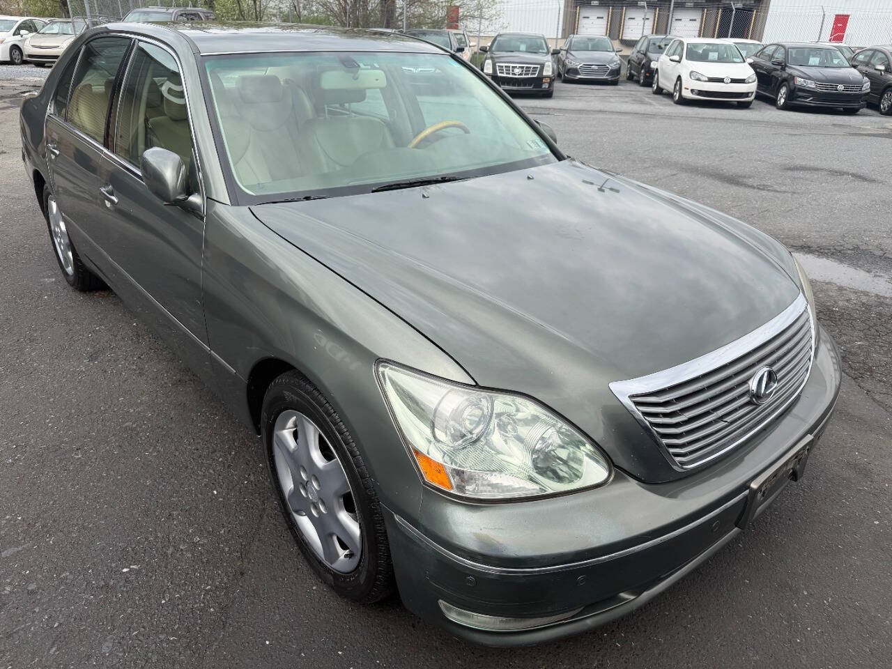 Used 2005 Lexus LS 430 w/ Modern Luxury Pkg RWD image 5