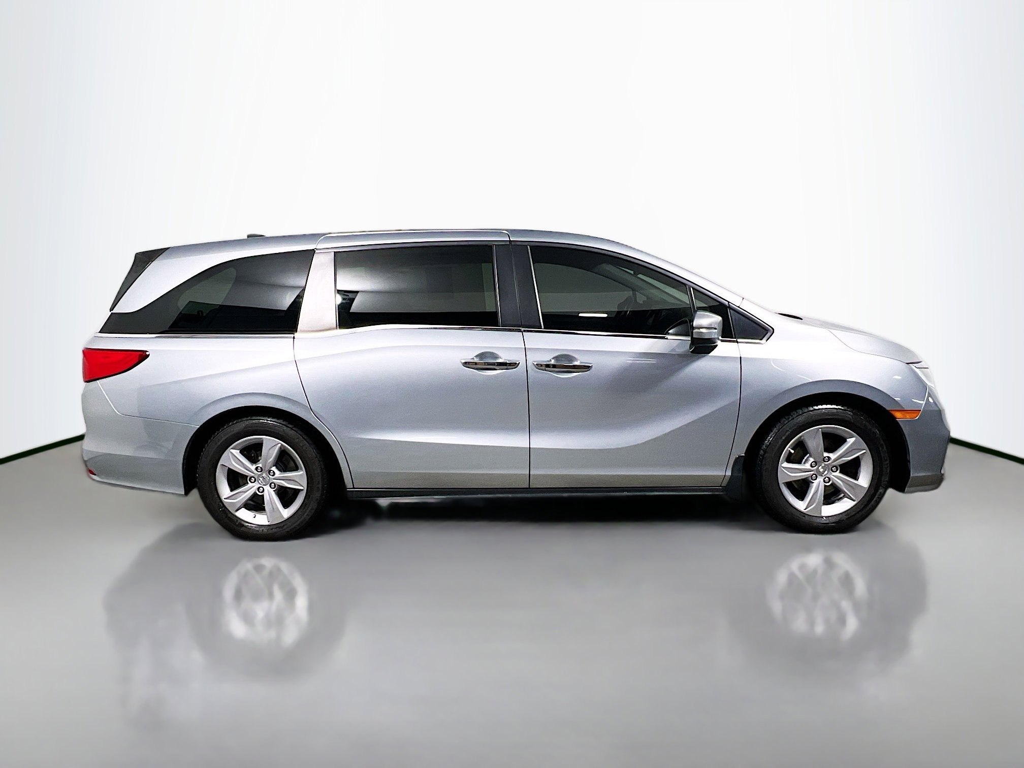 Used 2020 Honda Odyssey EX-L image 3