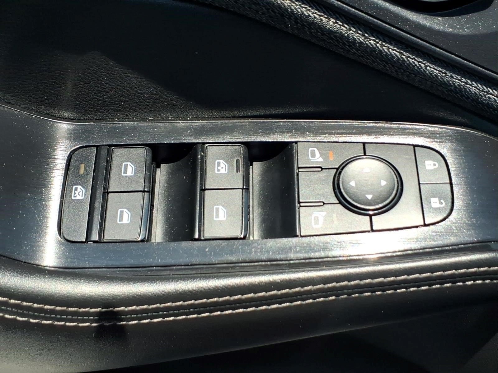 Certified 2023 Nissan Rogue SV AWD/4WD image 24