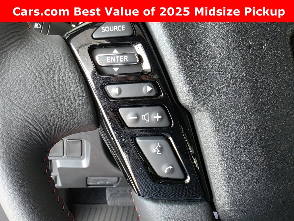 New 2025 Nissan Frontier PRO-4X w/ Interior Protection Package image 22