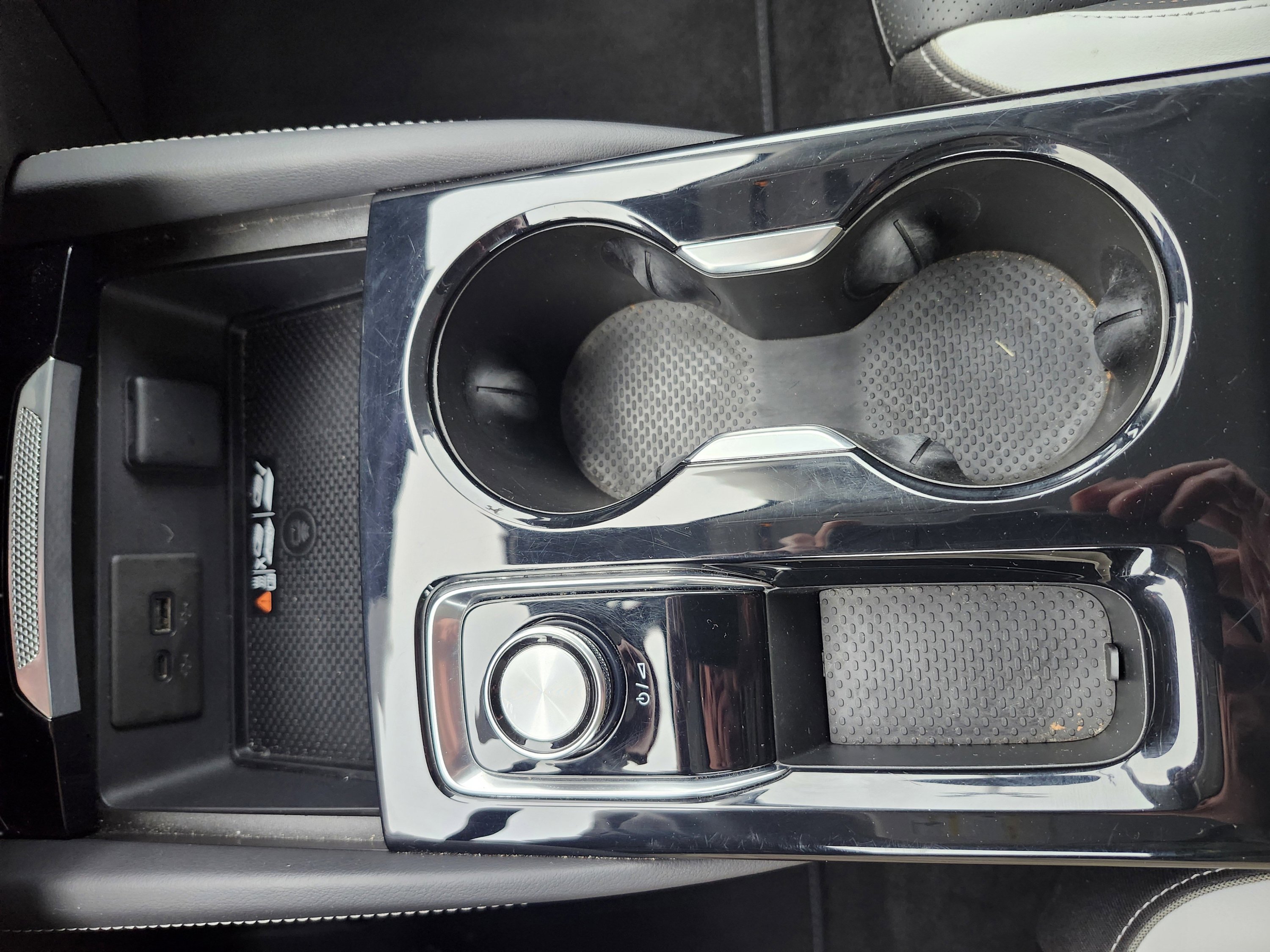 Used 2025 Buick Envision Sport Touring image 24