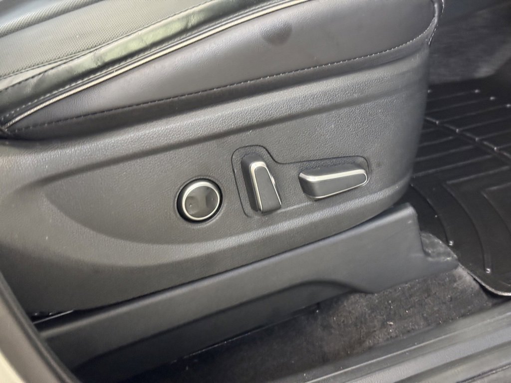 Used 2023 Hyundai Palisade Calligraphy image 30
