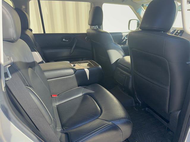 Used 2017 INFINITI QX80 2WD w/ Driver Assistance Package image 3