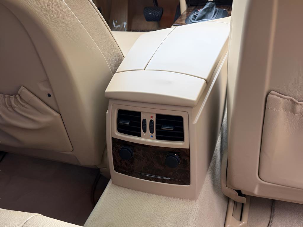 Used 2005 BMW 545i Sedan image 31