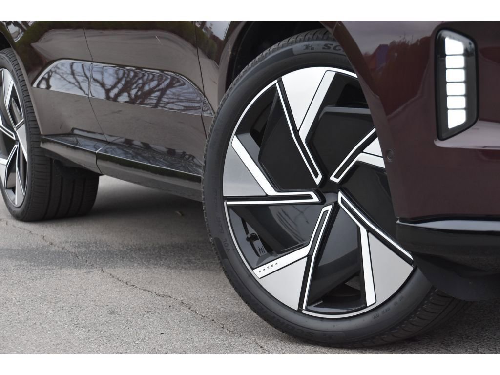 Used 2025 Volvo EX90 Ultra image 7