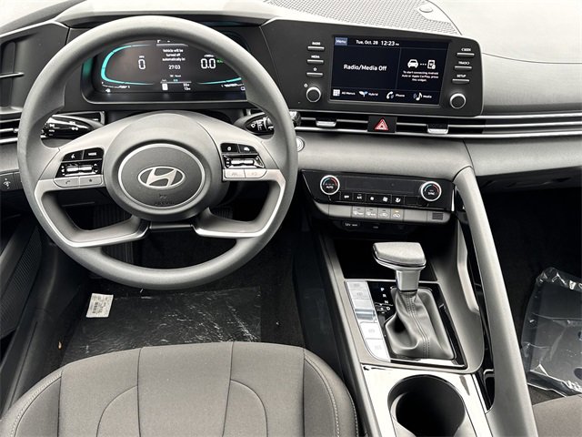 New 2026 Hyundai Elantra Blue image 22