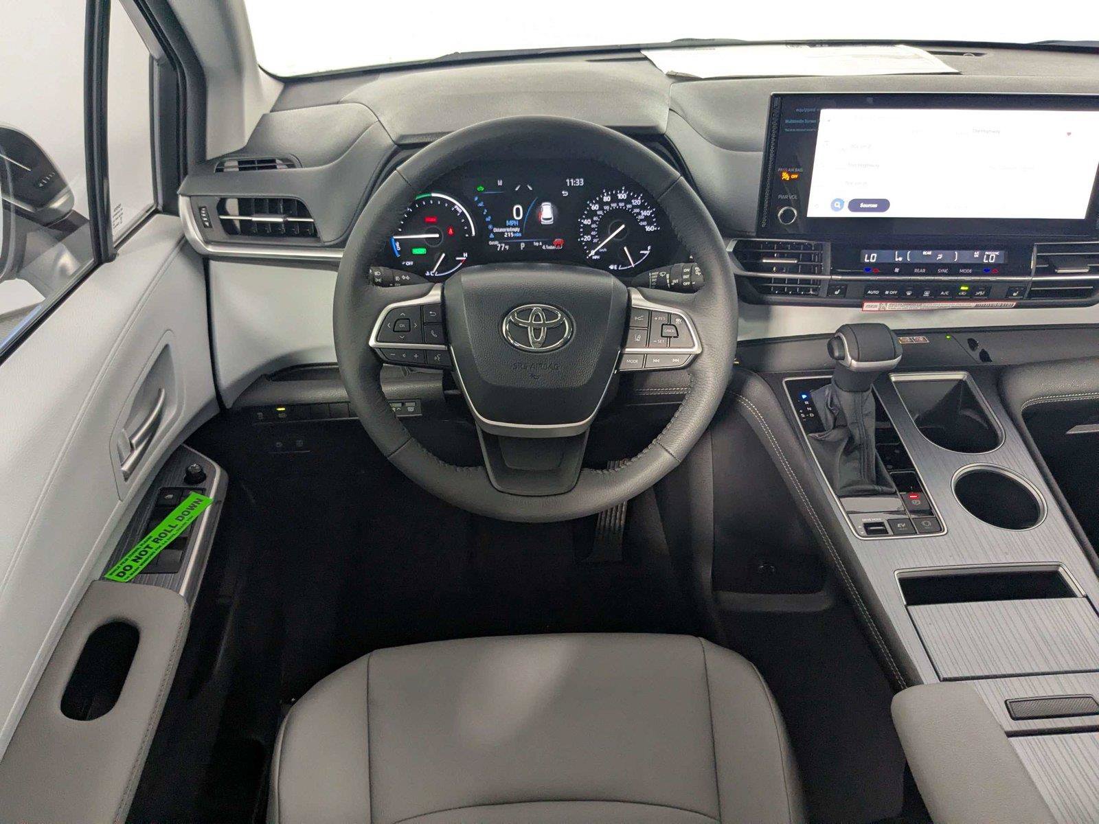 New 2026 Toyota Sienna XLE FWD image 26