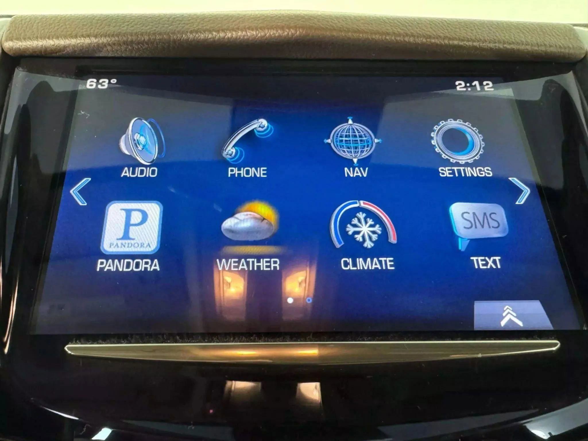 Used 2016 Cadillac SRX Luxury w/ Driver Awareness Package image 21