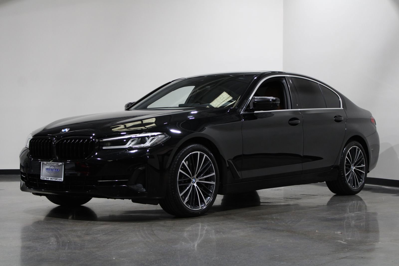 Used 2021 BMW 530i w/ Premium Package RWD image 7