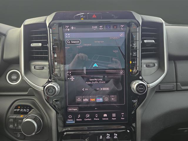 New 2026 RAM 1500 4x4 Crew Cab image 9