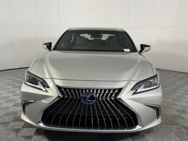 Certified 2022 Lexus ES 300h w/ Premium Package FWD image 12