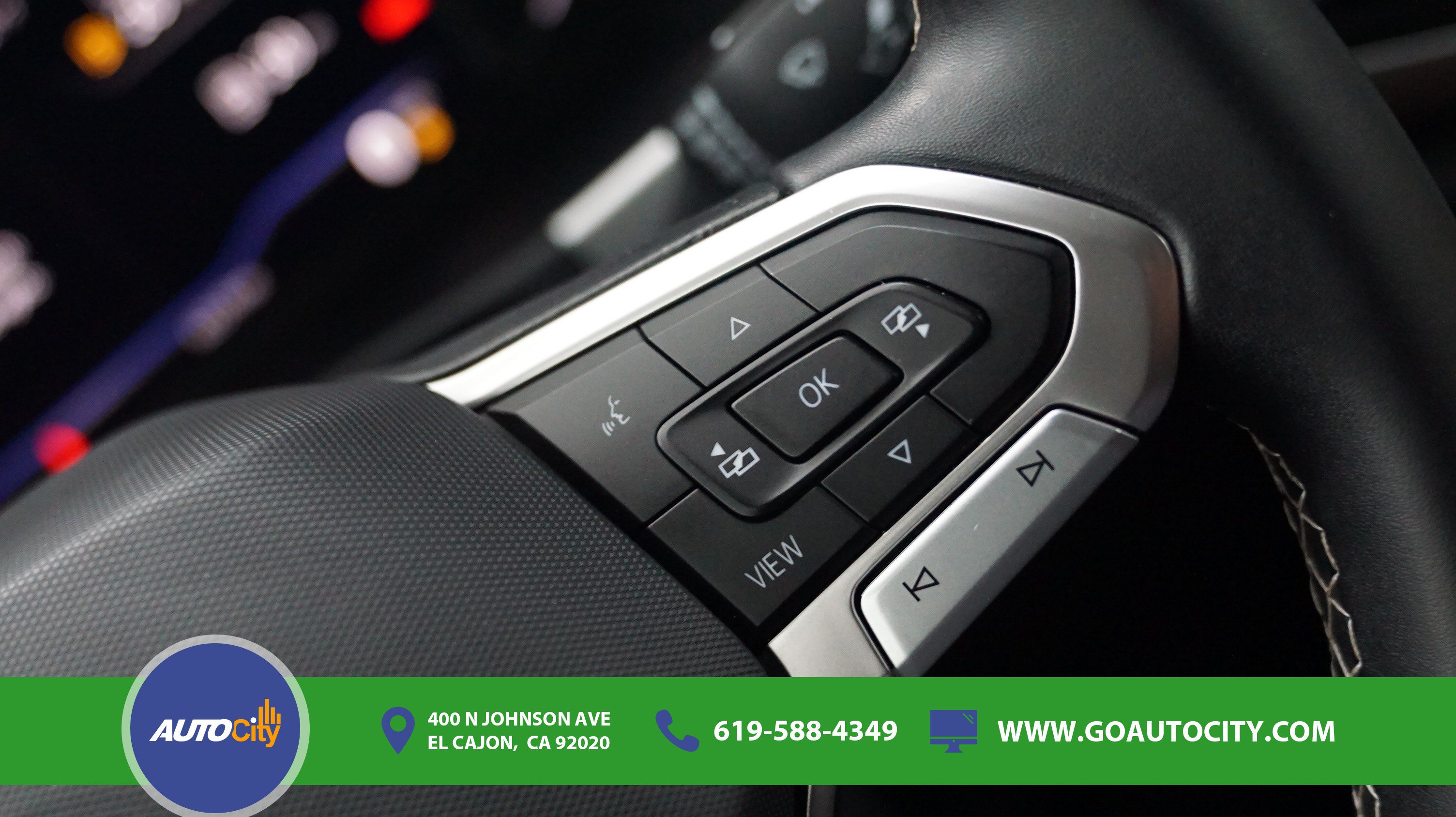 Used 2022 Volkswagen Atlas Cross Sport SE FWD image 22