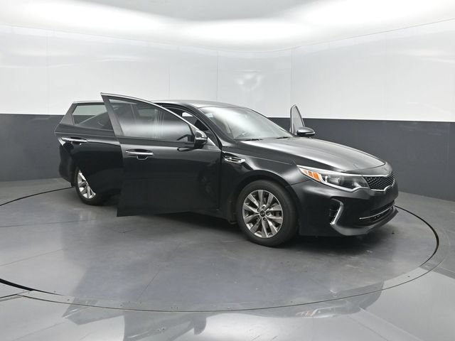 Used 2018 Kia Optima S FWD image 36