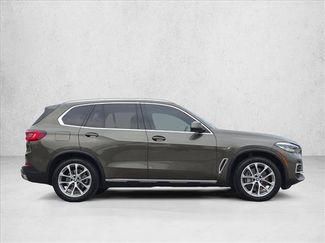 Used 2022 BMW X5 xDrive45e w/ Climate Comfort Package AWD/4WD image 4