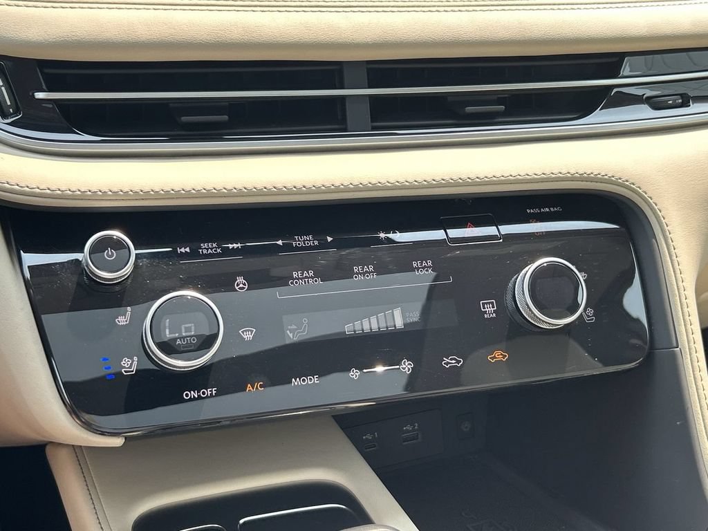 Certified 2023 INFINITI QX60 Luxe w/ Cargo Package AWD/4WD image 21
