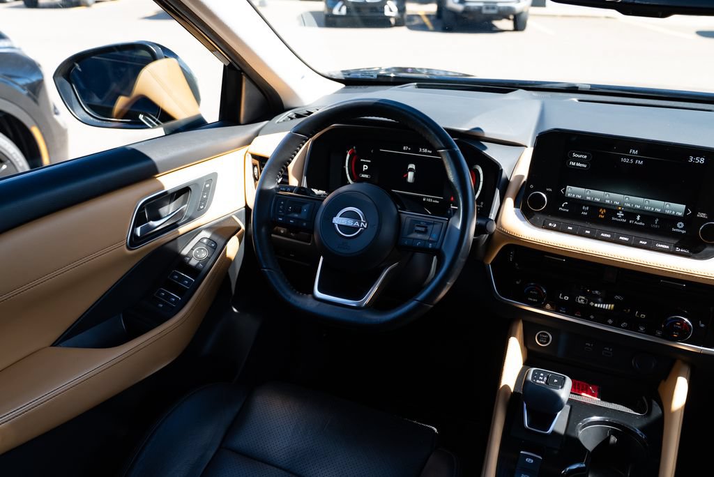 Used 2023 Nissan Rogue Platinum w/ Platinum Premium Package AWD/4WD image 9