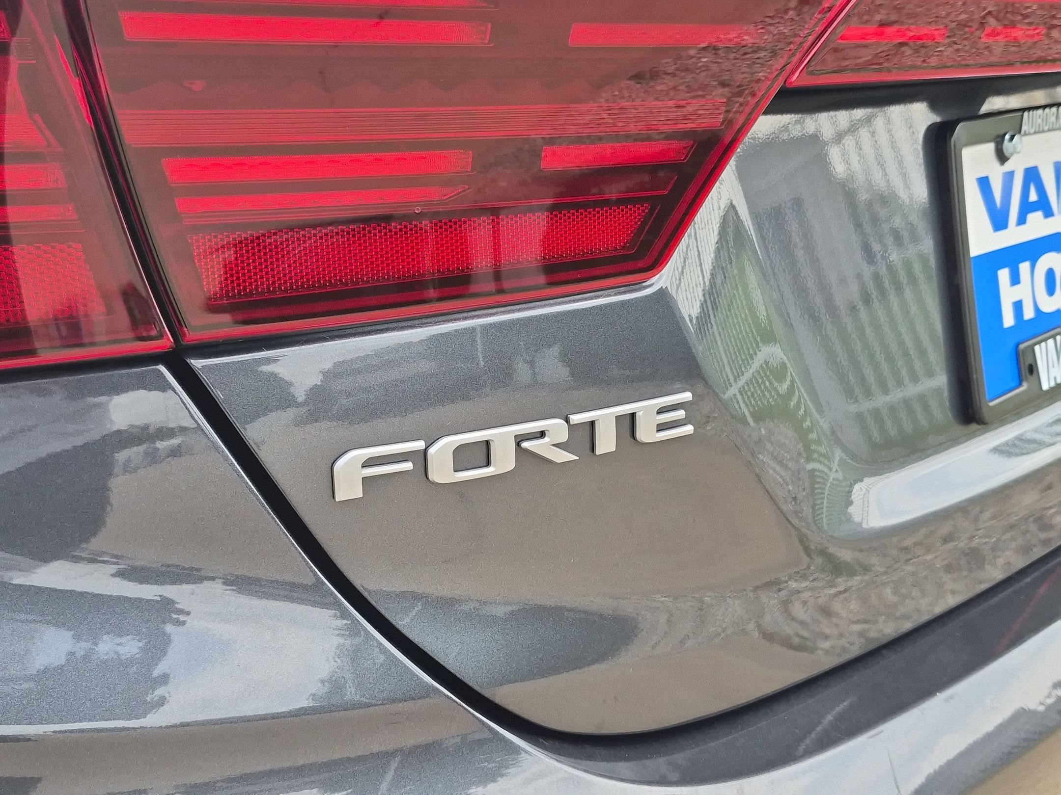 Used 2023 Kia Forte GT-Line w/ GT-Line Premium Package FWD image 29