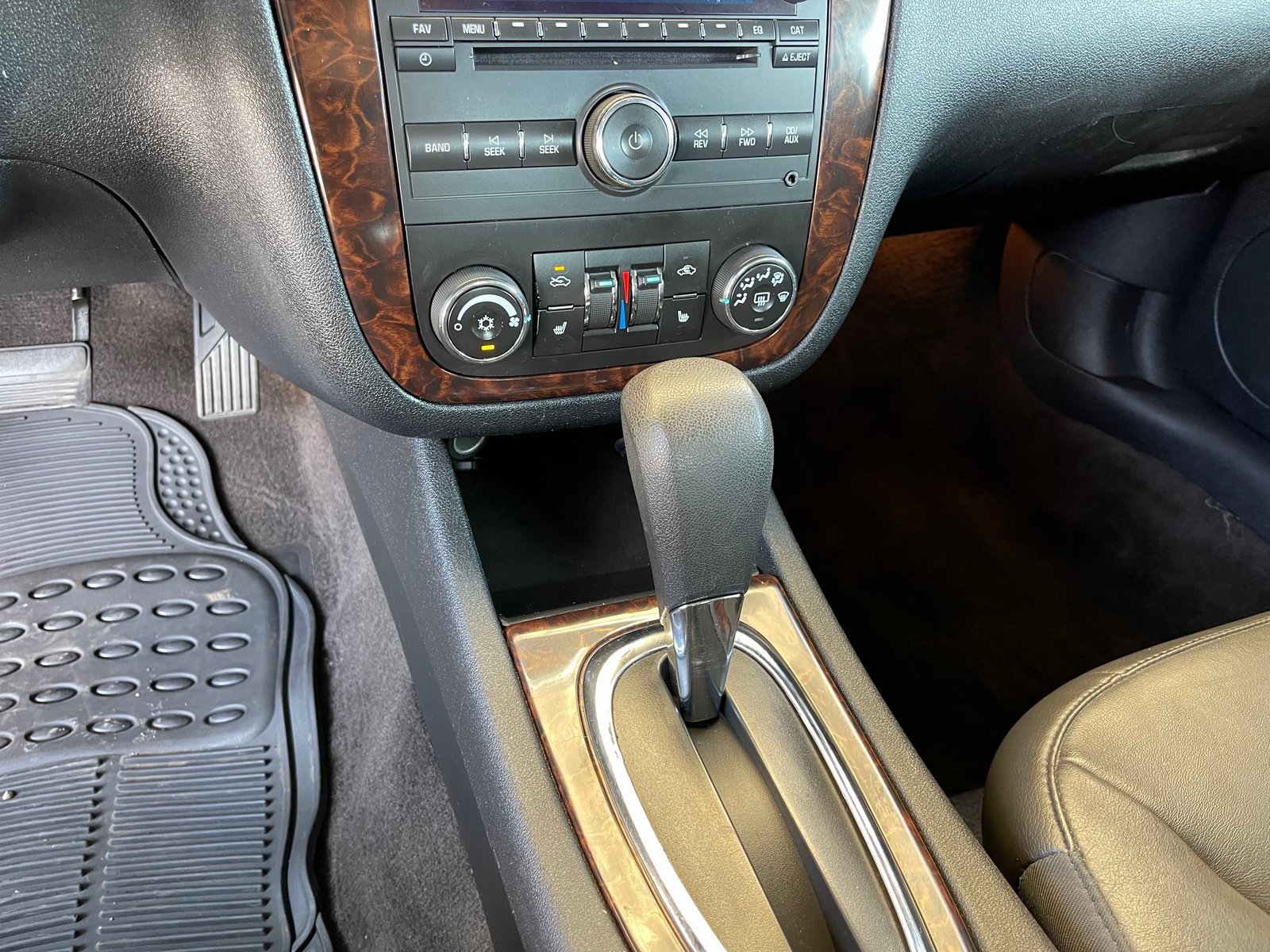 Used 2016 Chevrolet Impala LTZ image 25